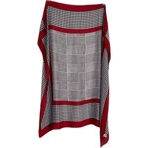 Symphony Scarf Italian Made in Italy Plaid Houndstooth Elegant White Black Red